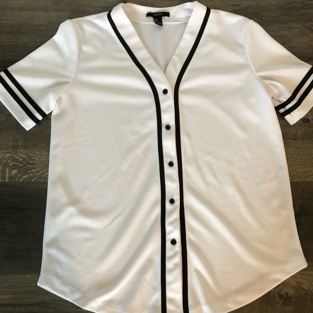 Forever 21 button up baseball style shirt